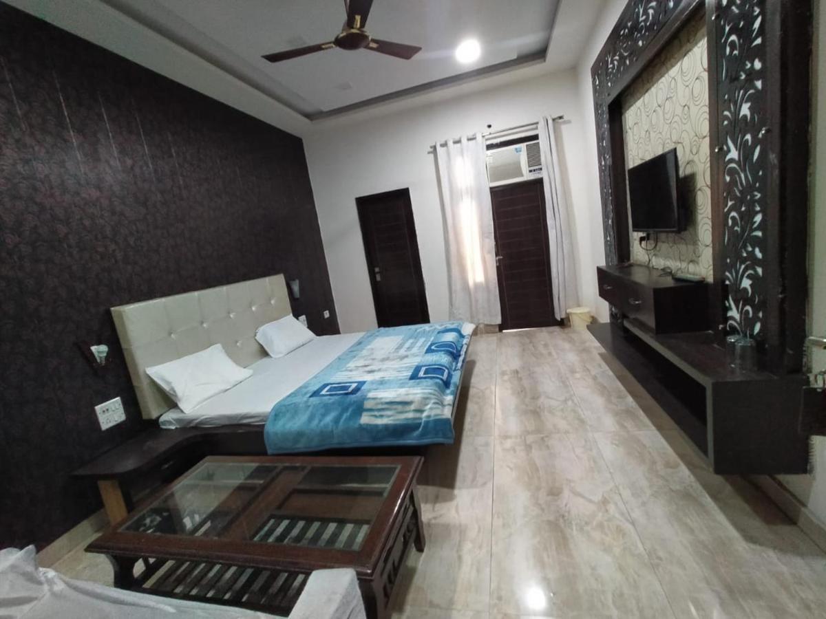 Hotel Prakash Regency Hapur Dış mekan fotoğraf