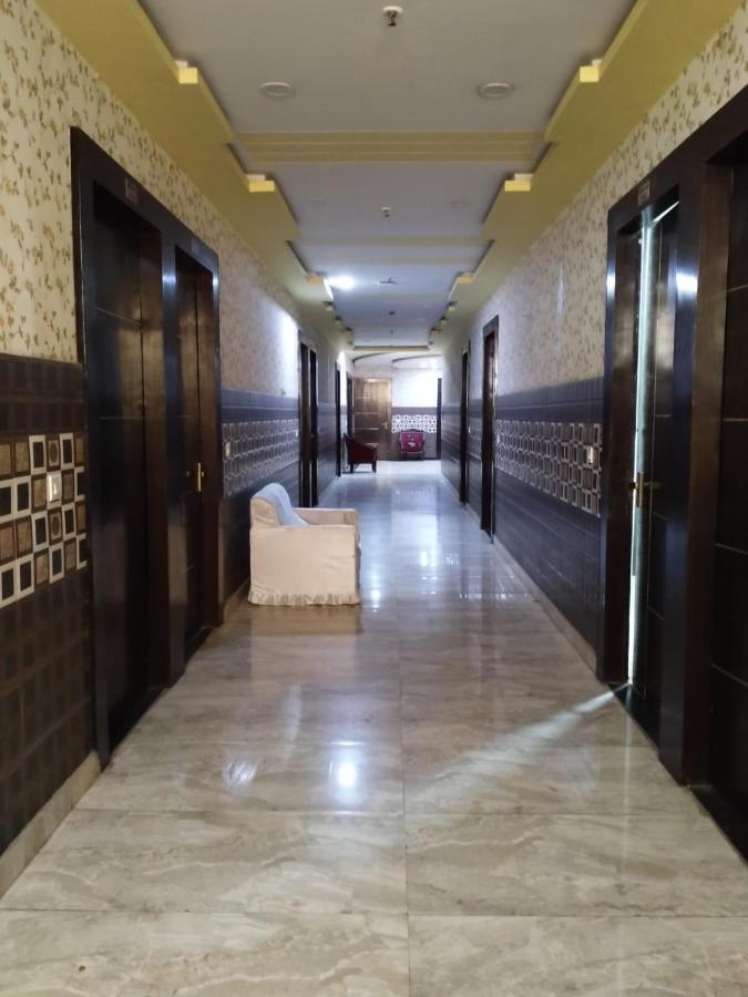 Hotel Prakash Regency Hapur Dış mekan fotoğraf