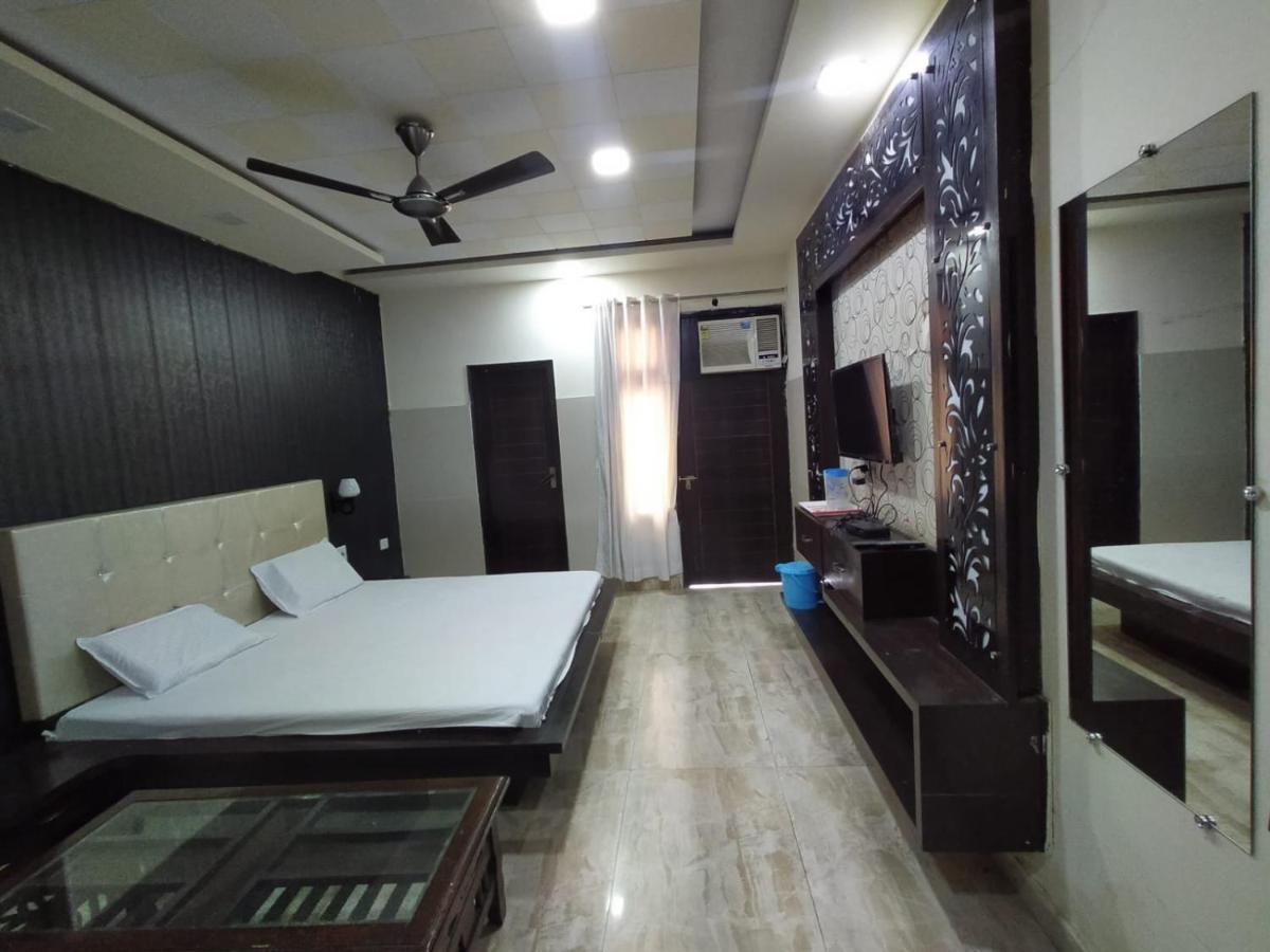 Hotel Prakash Regency Hapur Dış mekan fotoğraf