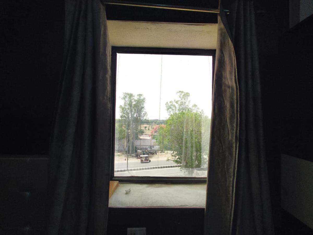 Hotel Prakash Regency Hapur Dış mekan fotoğraf